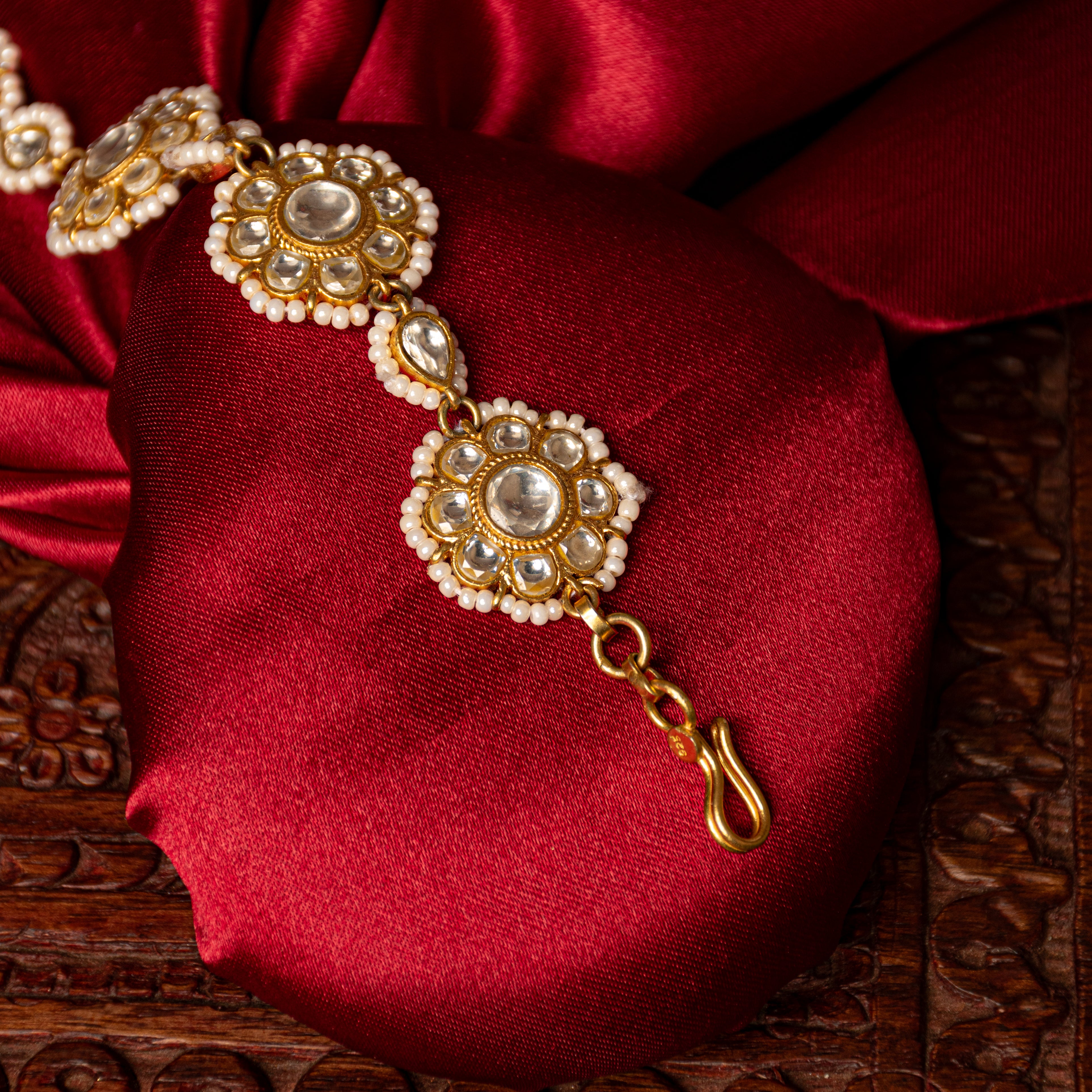 Ivory Kundan Bracelet