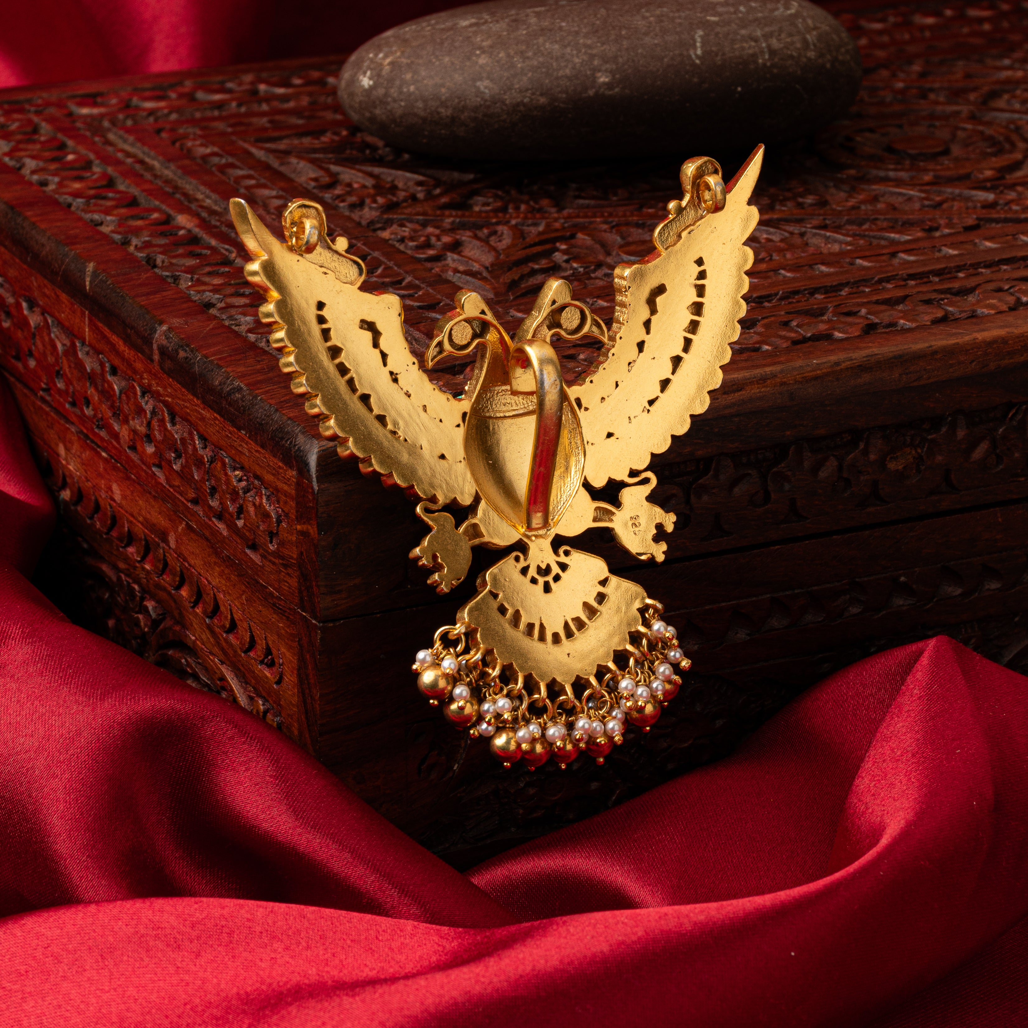 Garvika Kundan Pendant