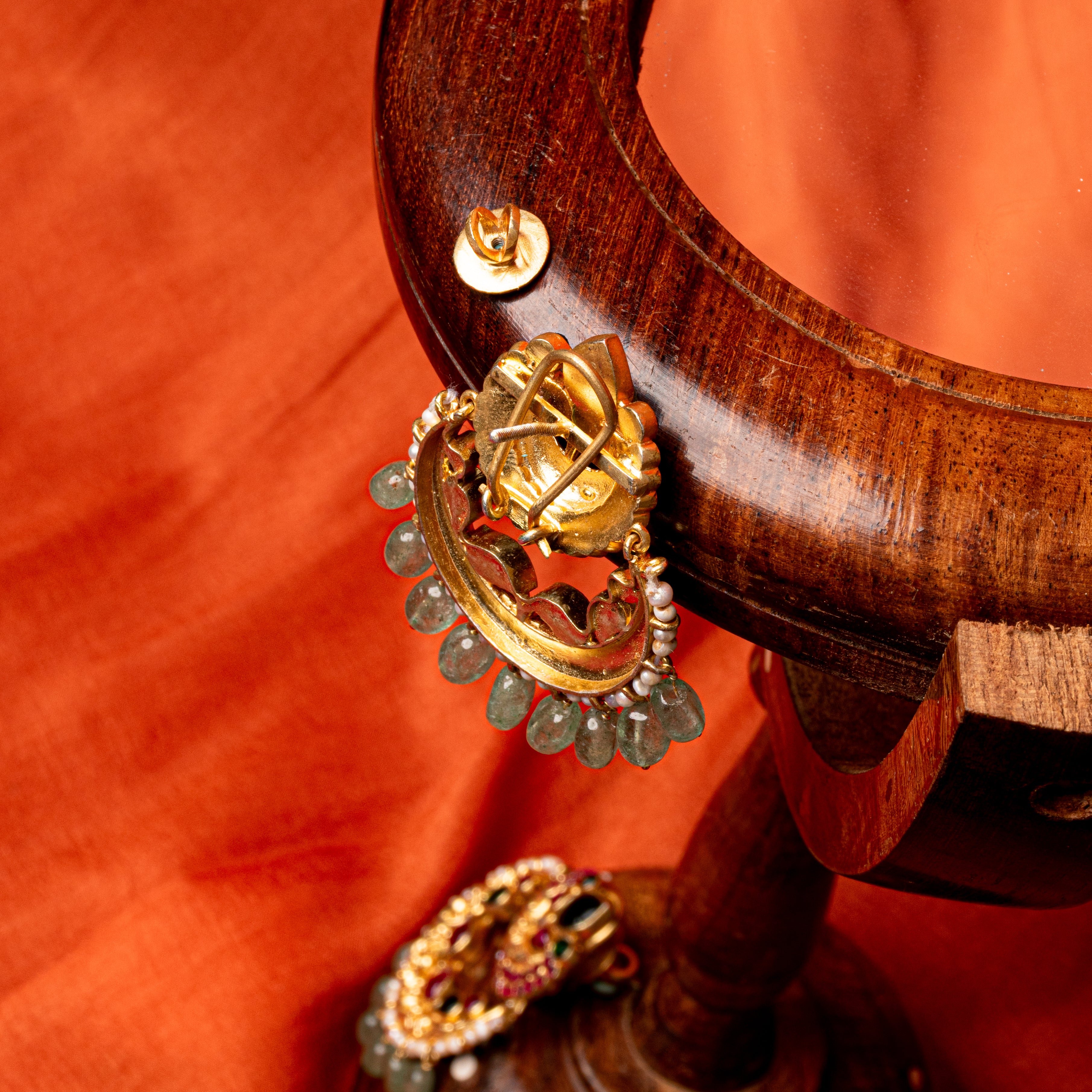 Sitara Chandni Kundan Chand Bali