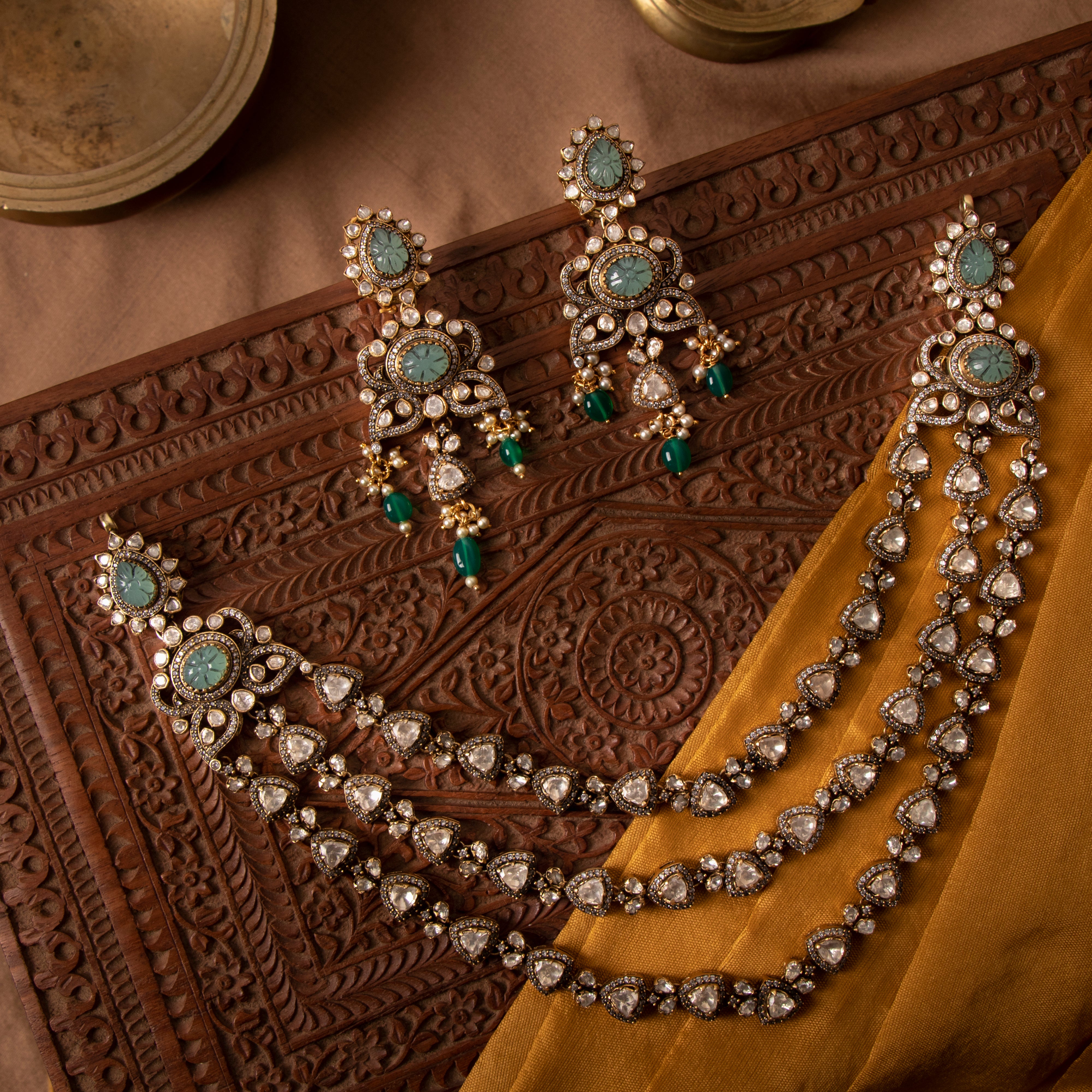 Avantika Polki Hangings