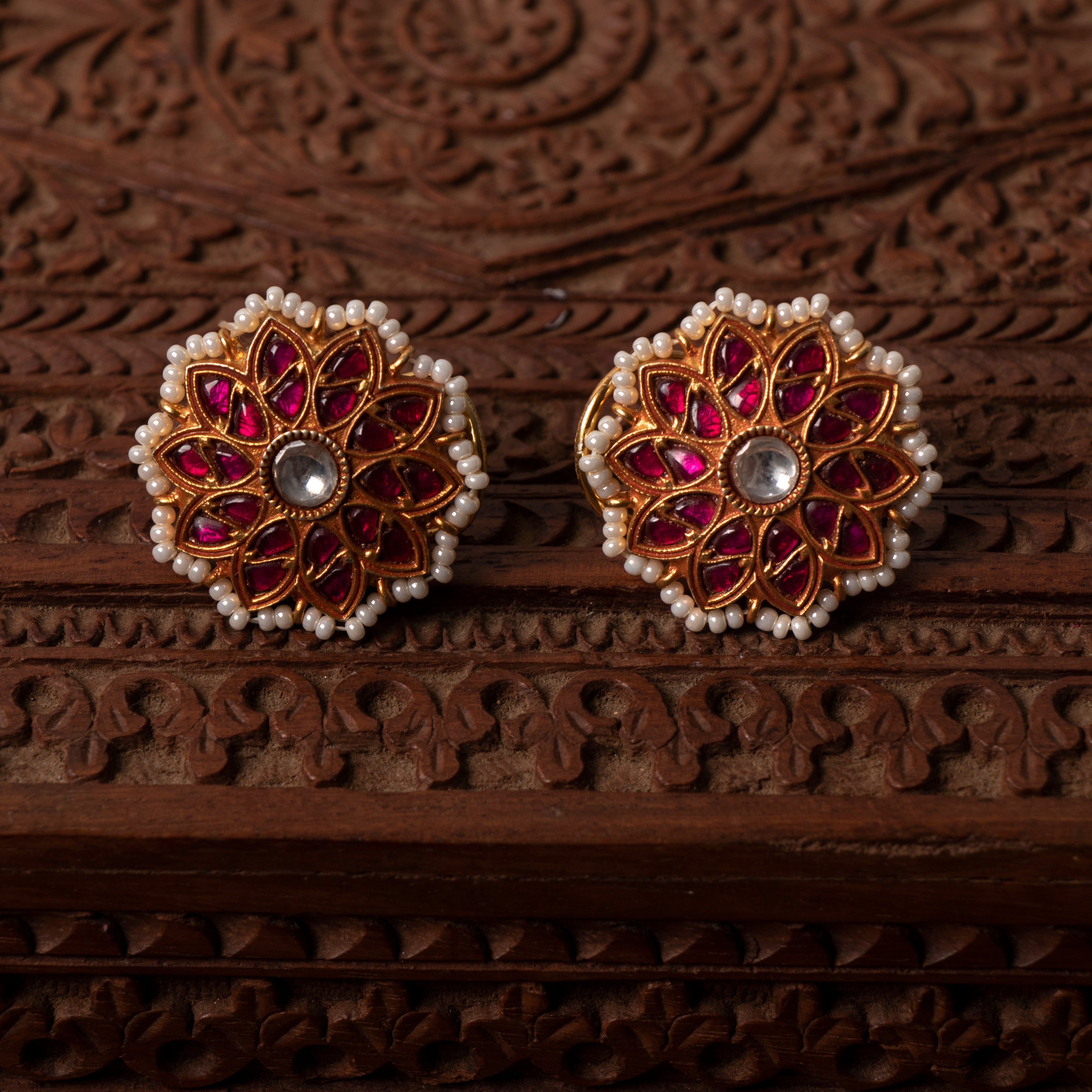 Evara Kundan Moti Earrings