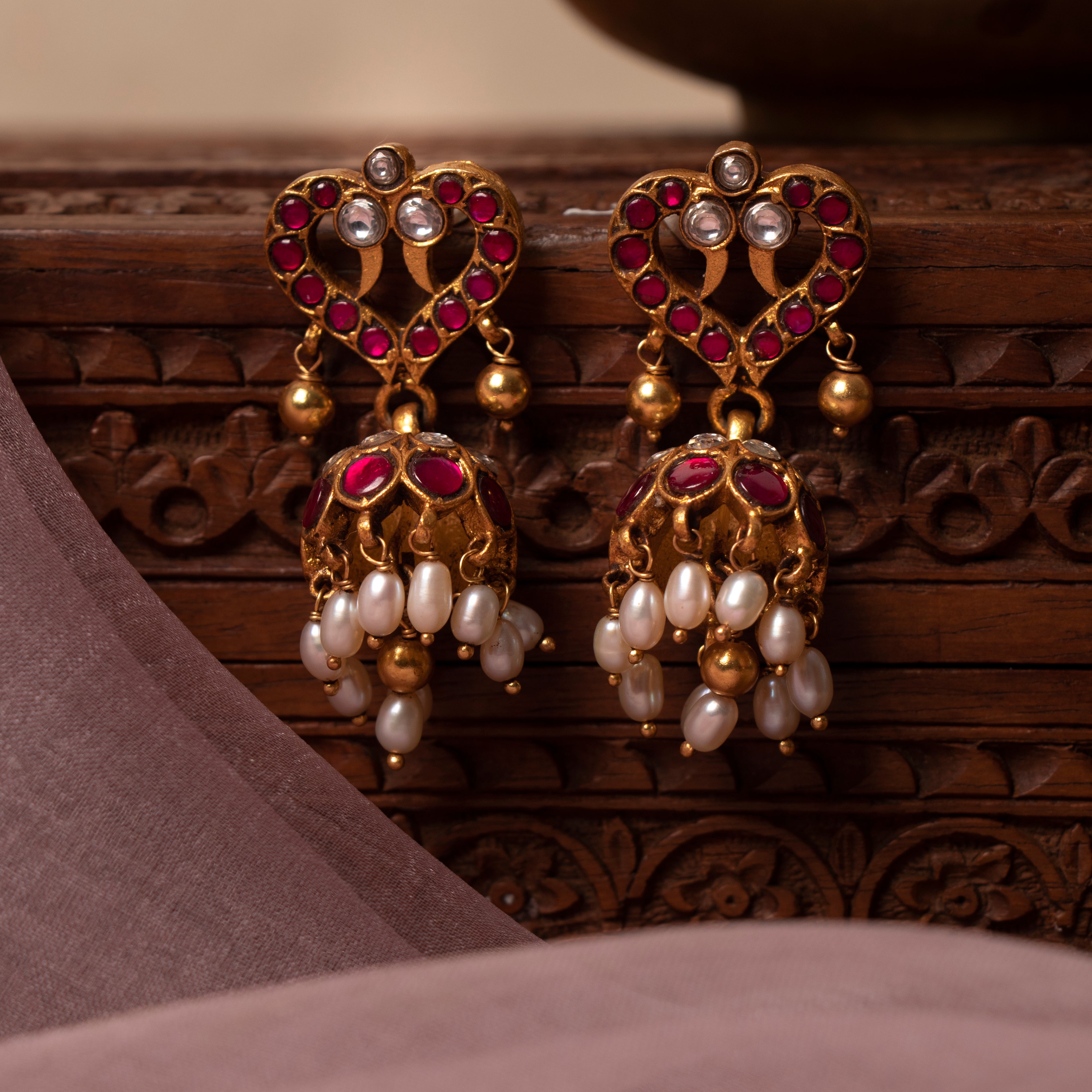 Anahi Kundan Jhumkas