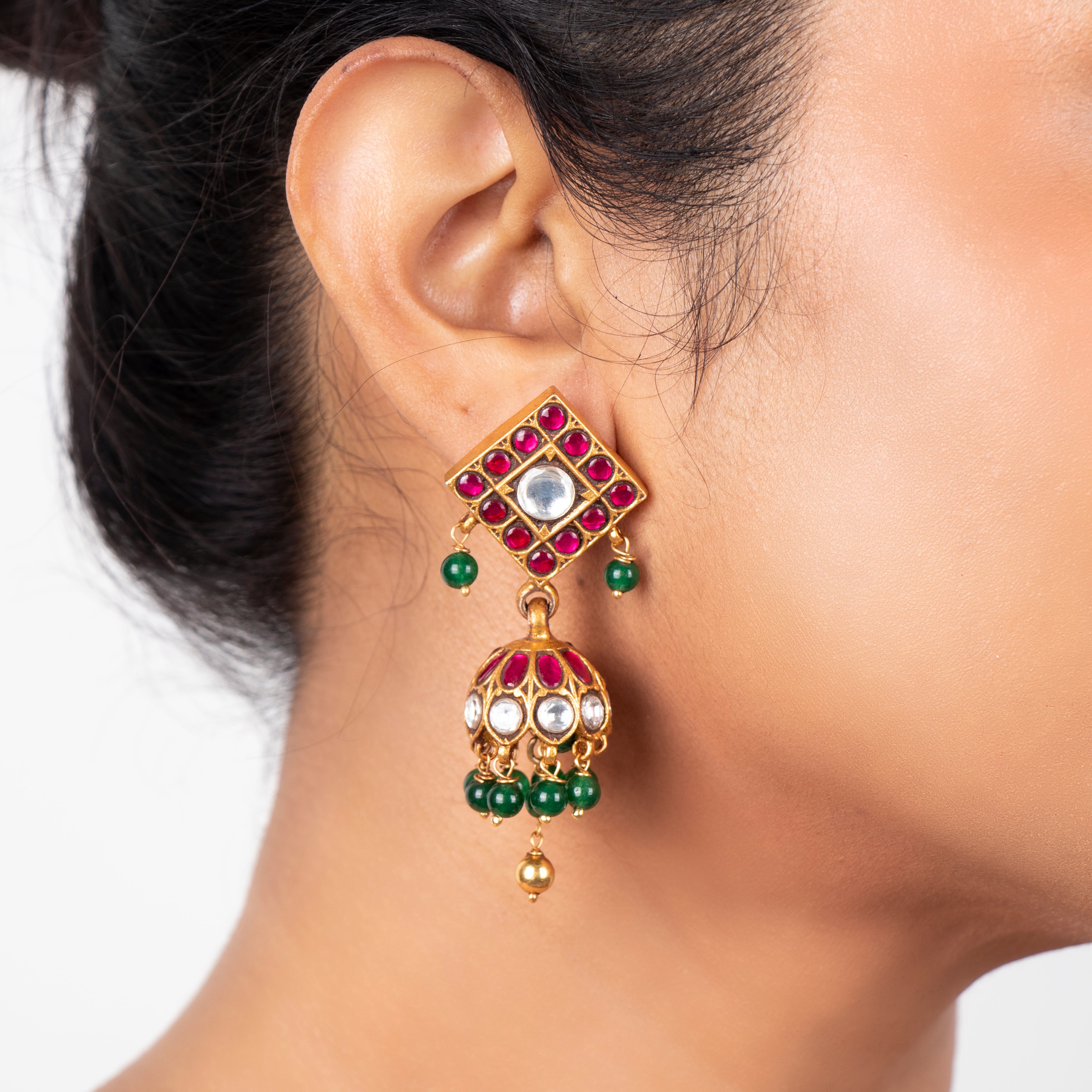 Ahvi Kundan Jhumkas