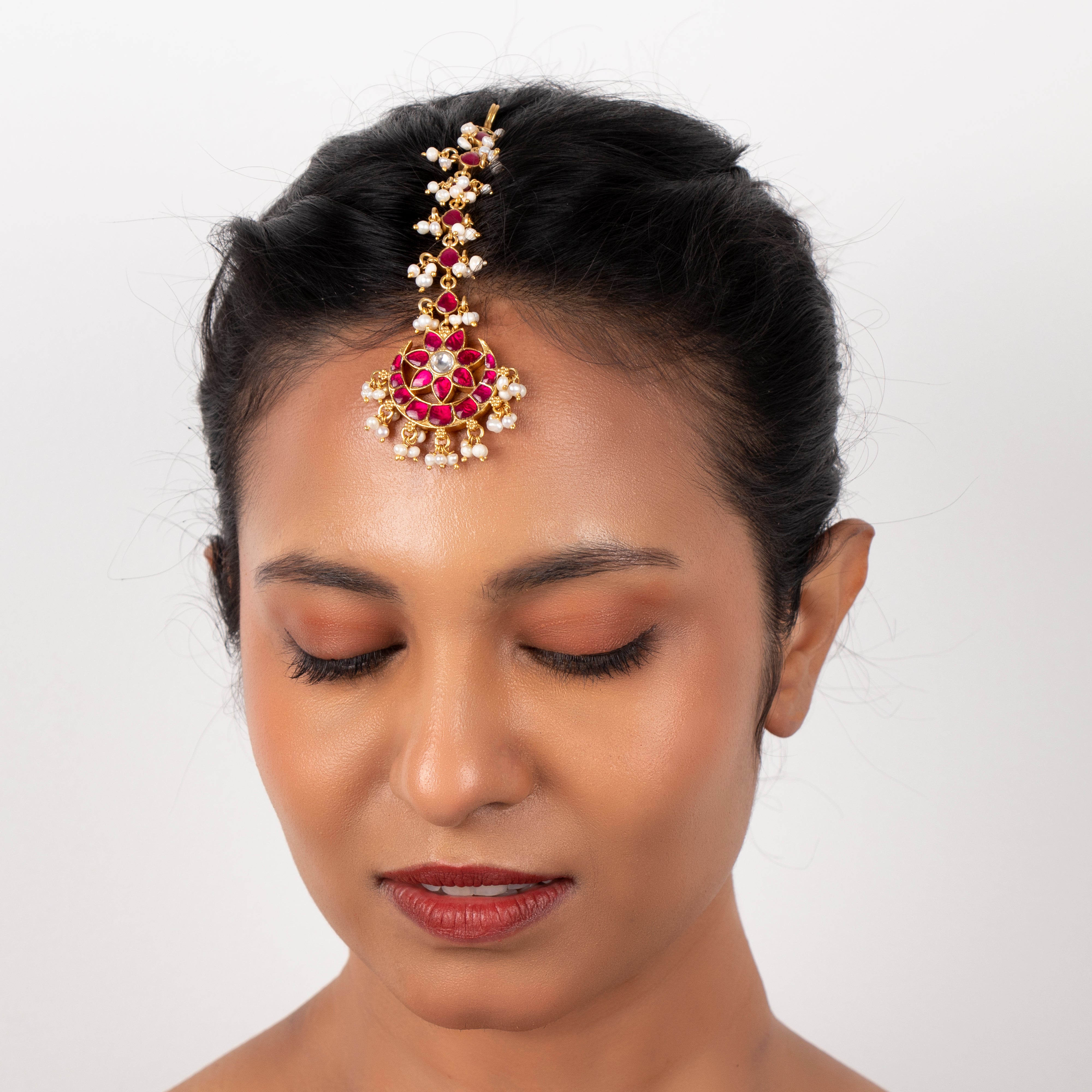 Antrang Kundan Maangtika