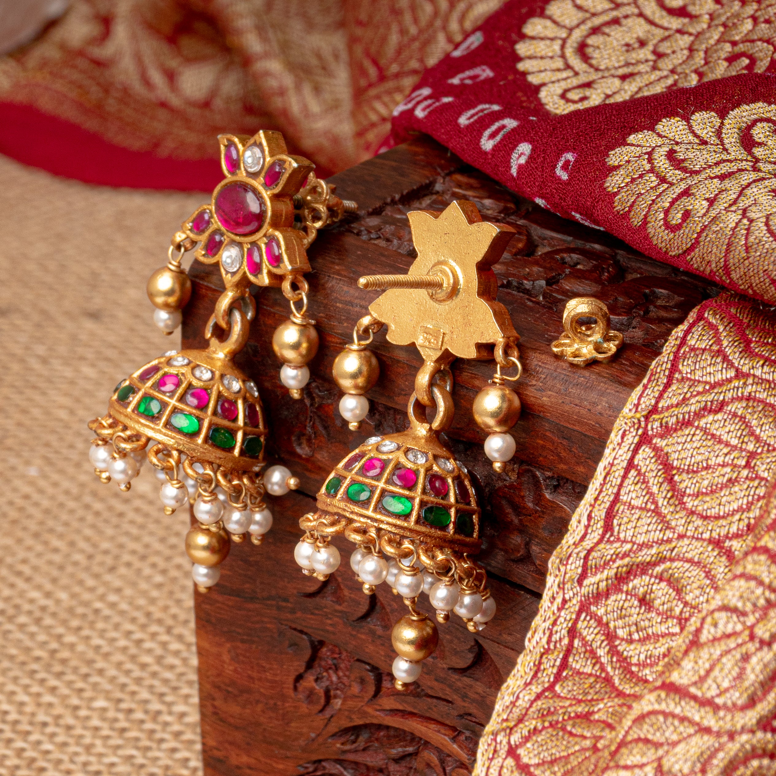 Roopkala Kundan Jhumka