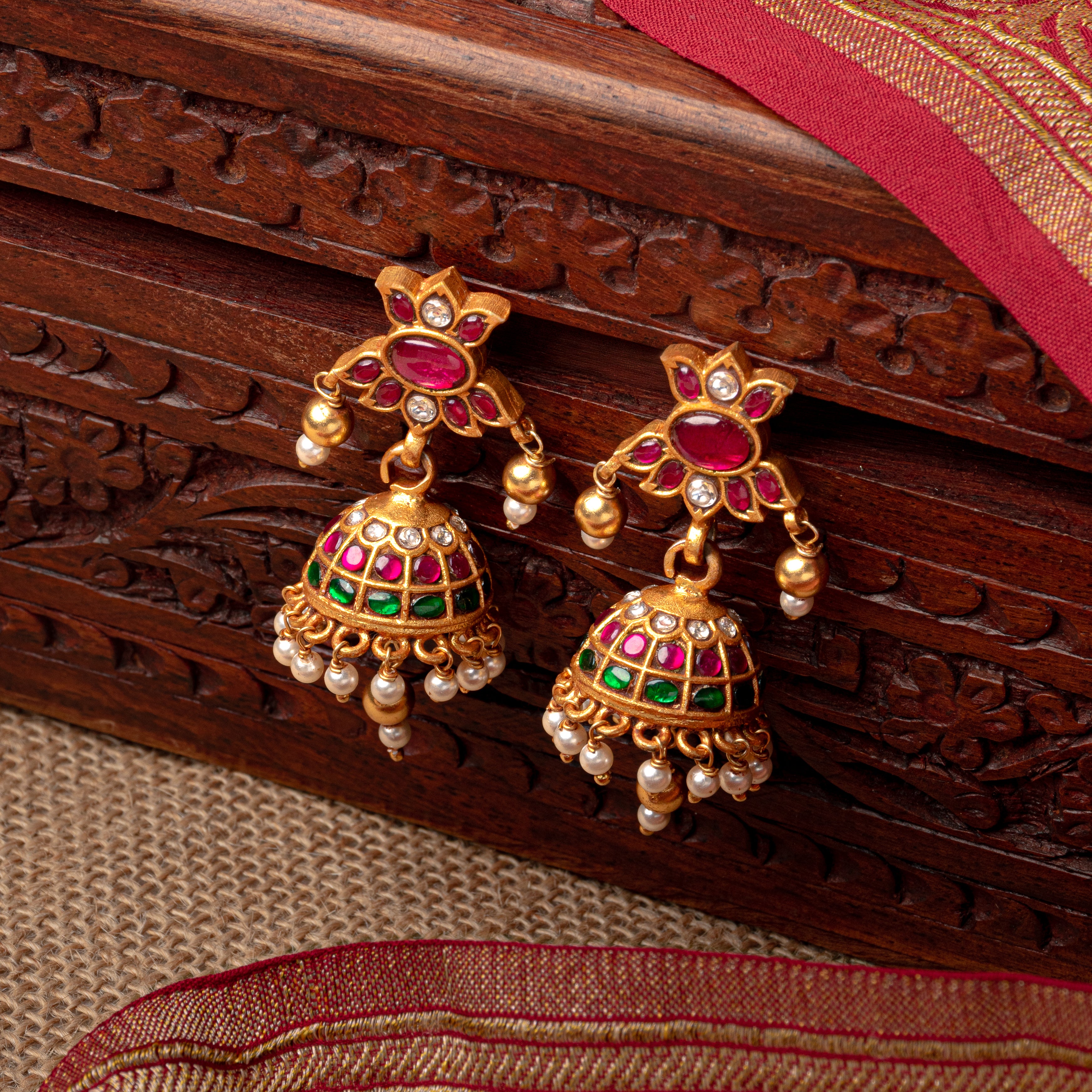 Roopkala Kundan Jhumka