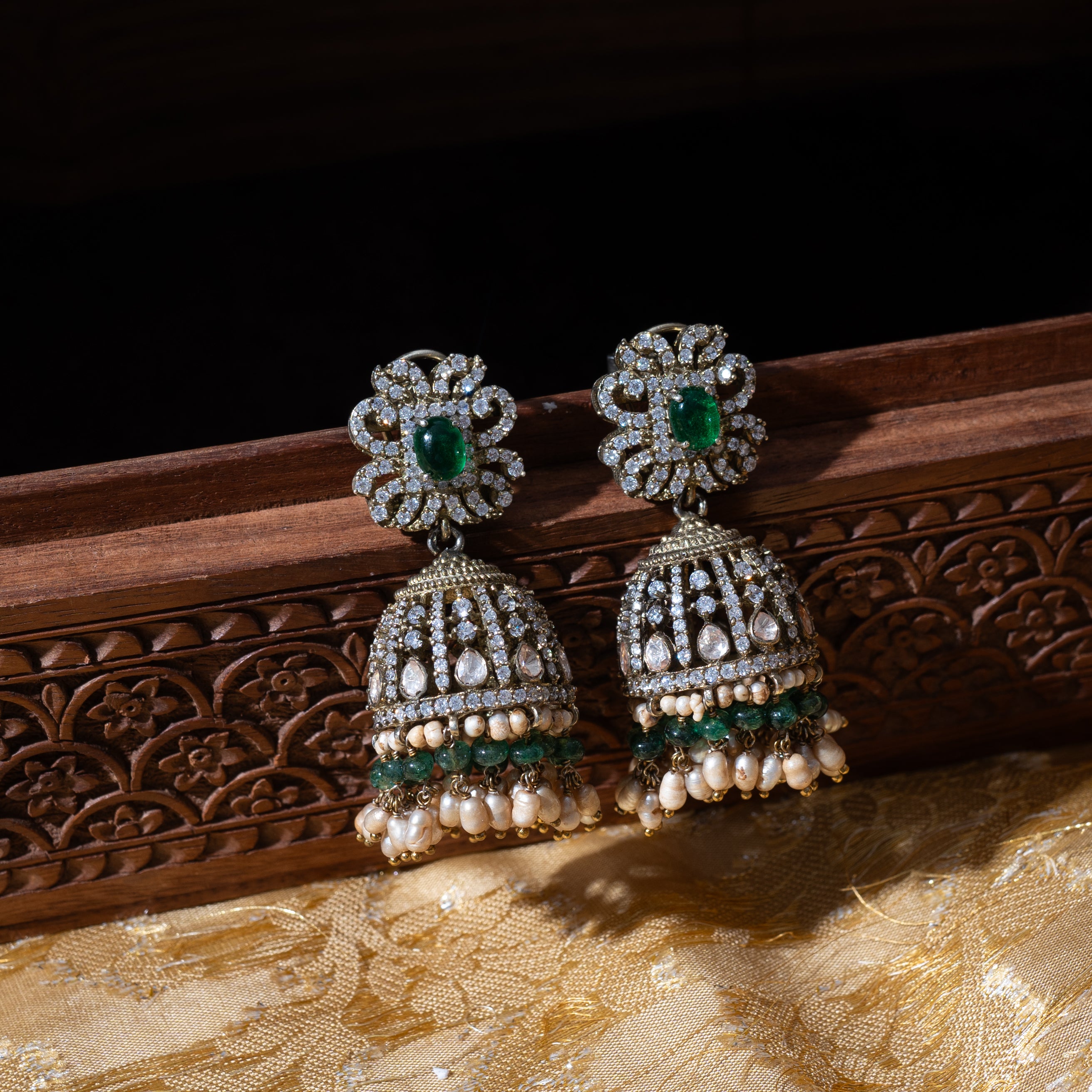 Vismit  Victorian Jhumka