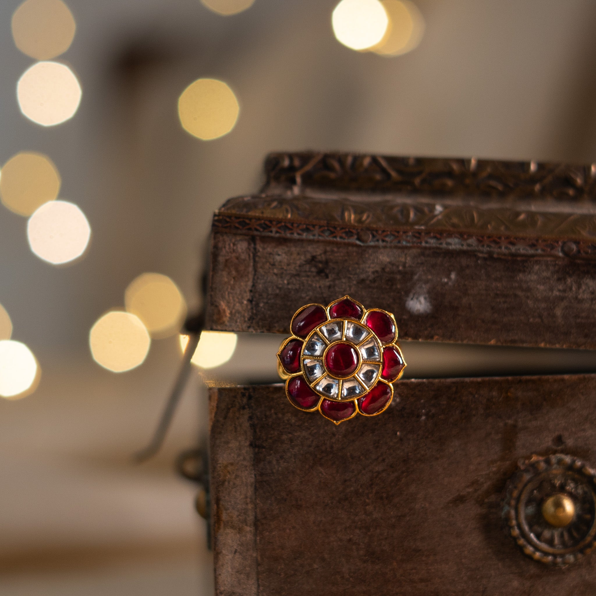 Ashira Kundan Ring