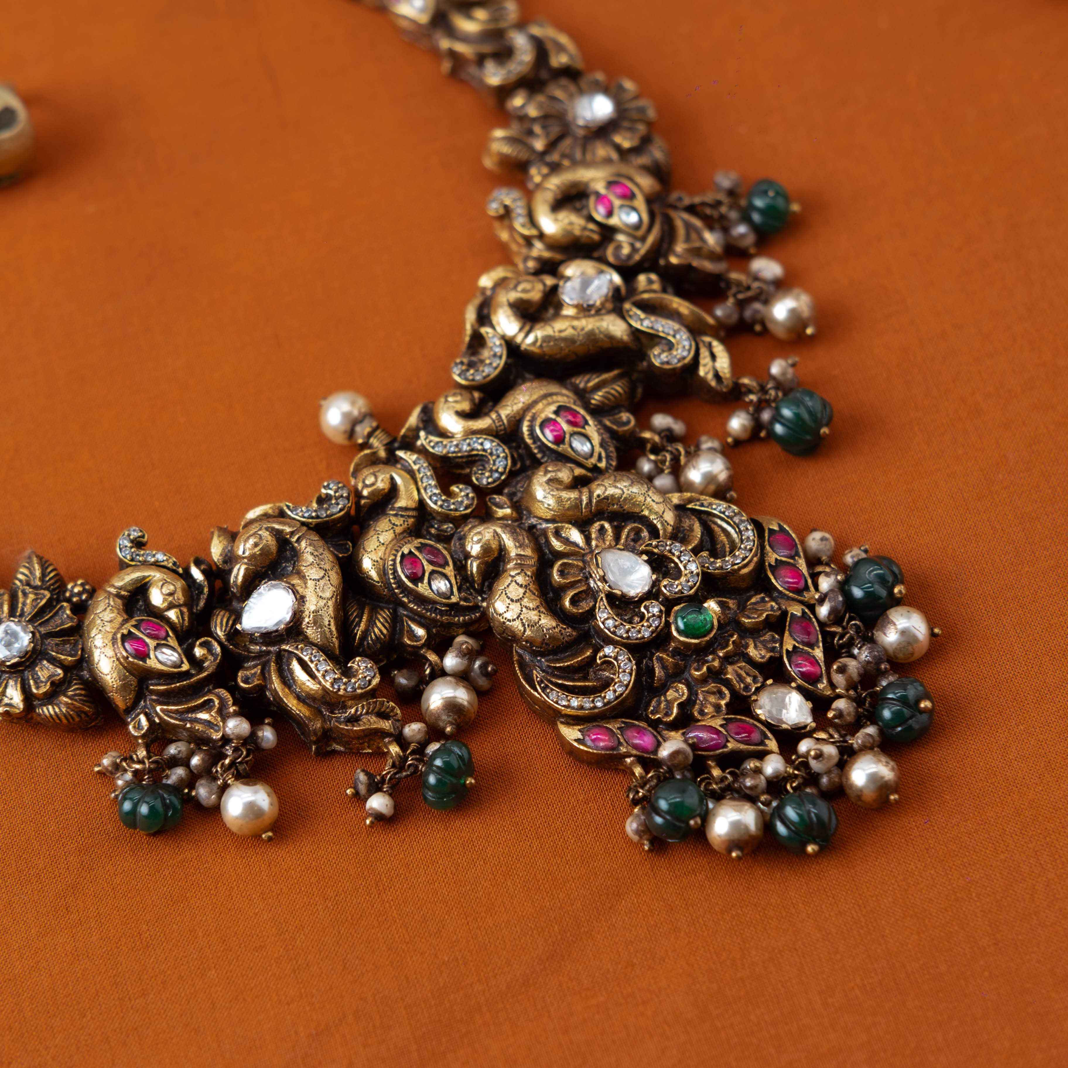 Kaushiki Kundan Nakaas Necklace