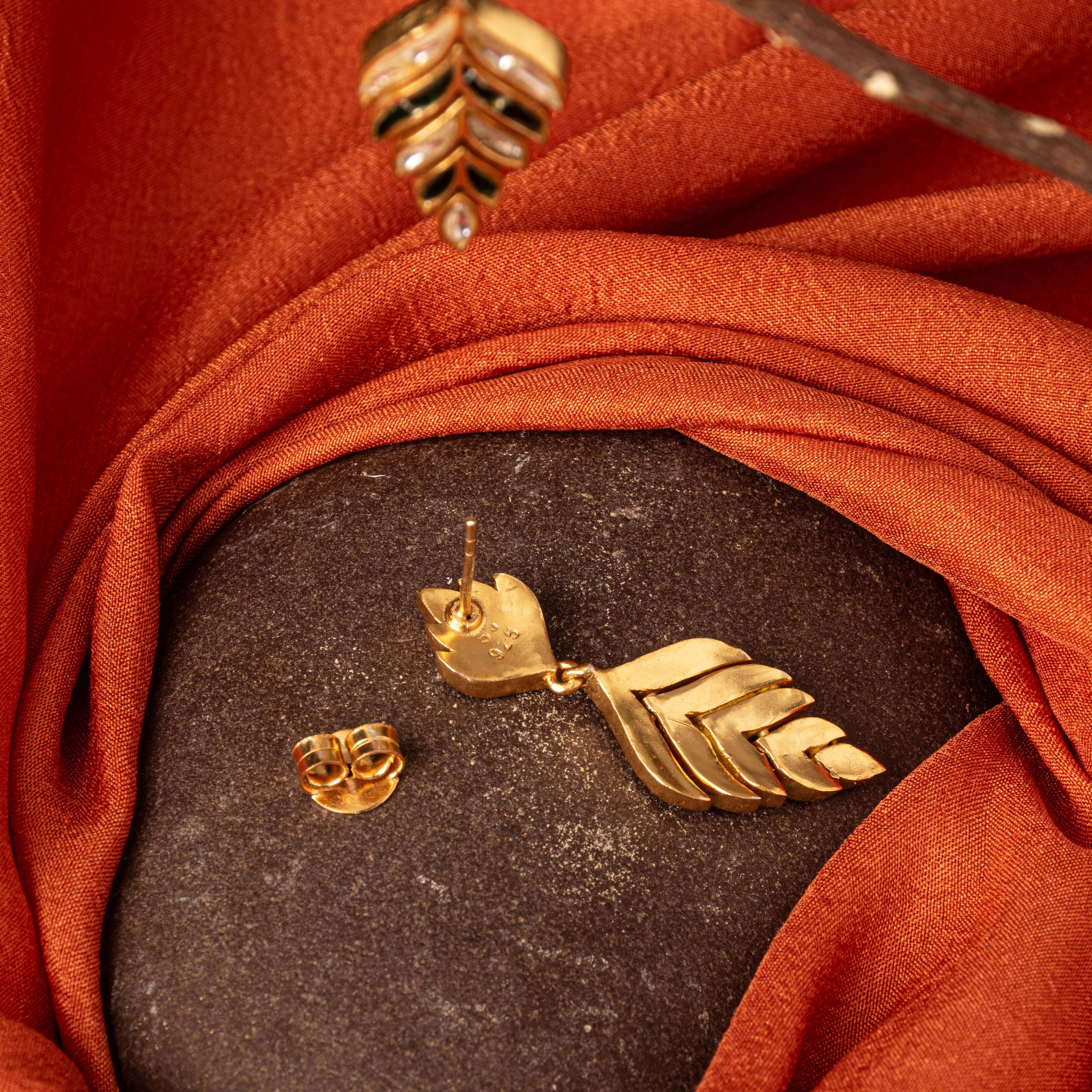 Olivea Kundan Hangings