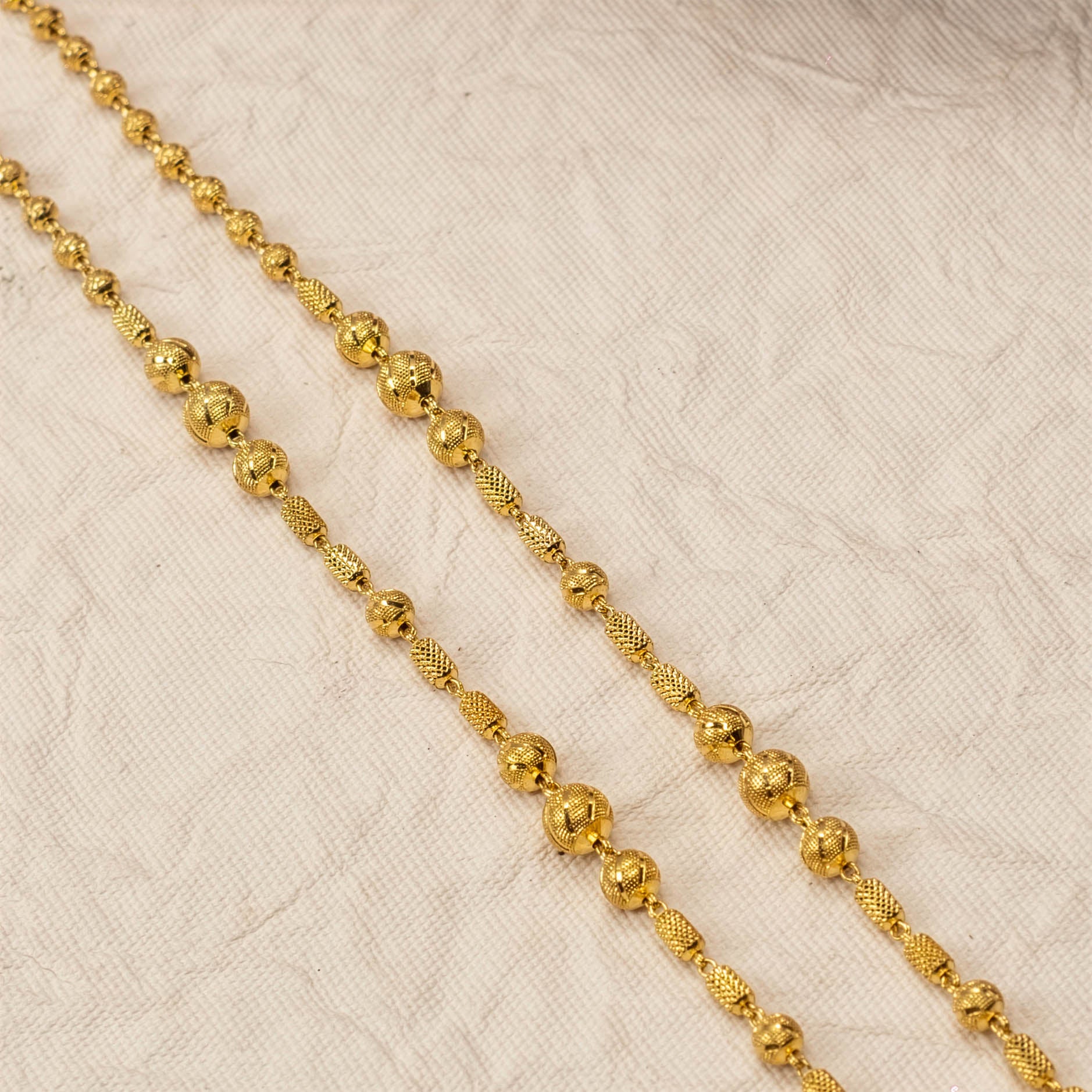 Kanakpriya Ball chain