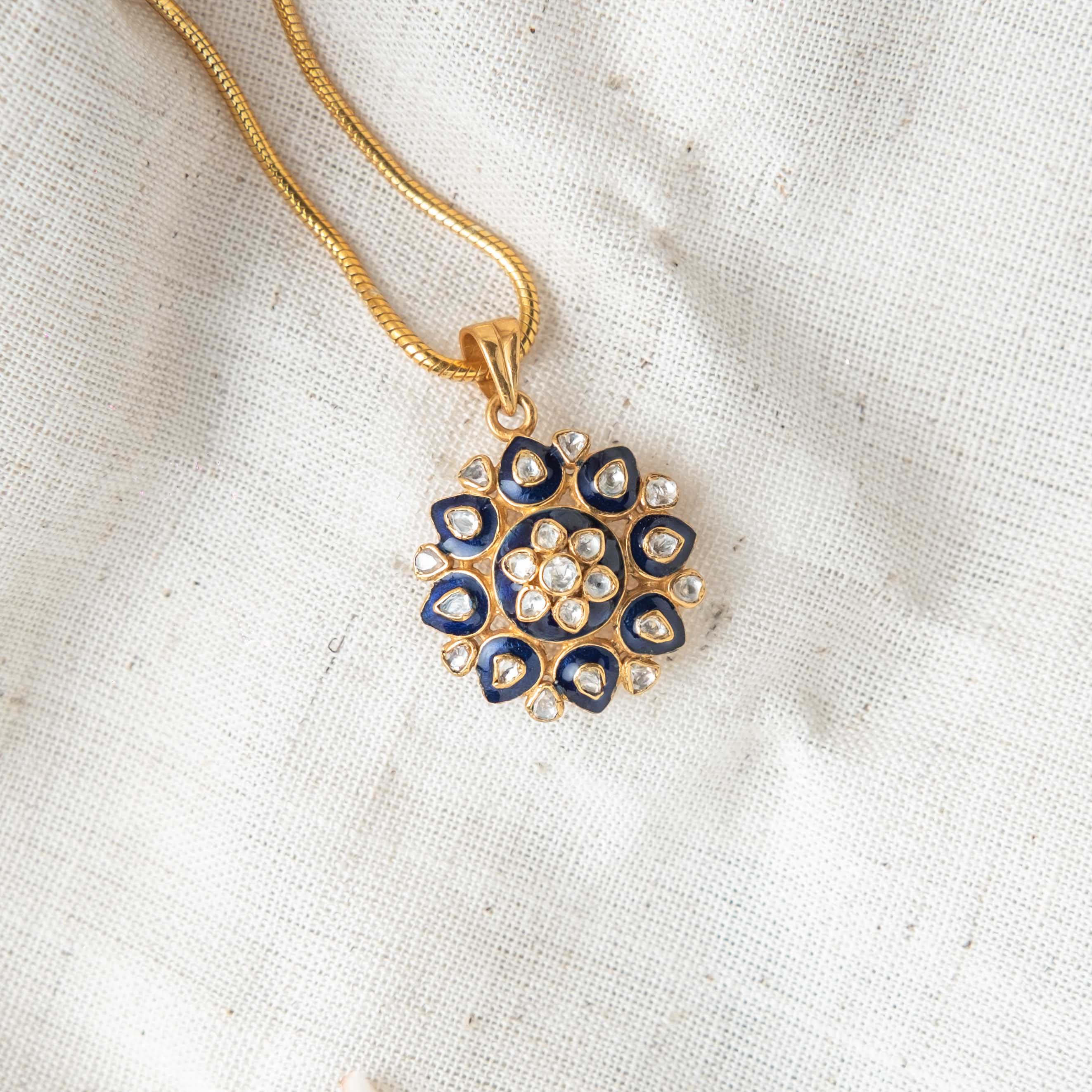 Rajnidhi Polki
Pendant
