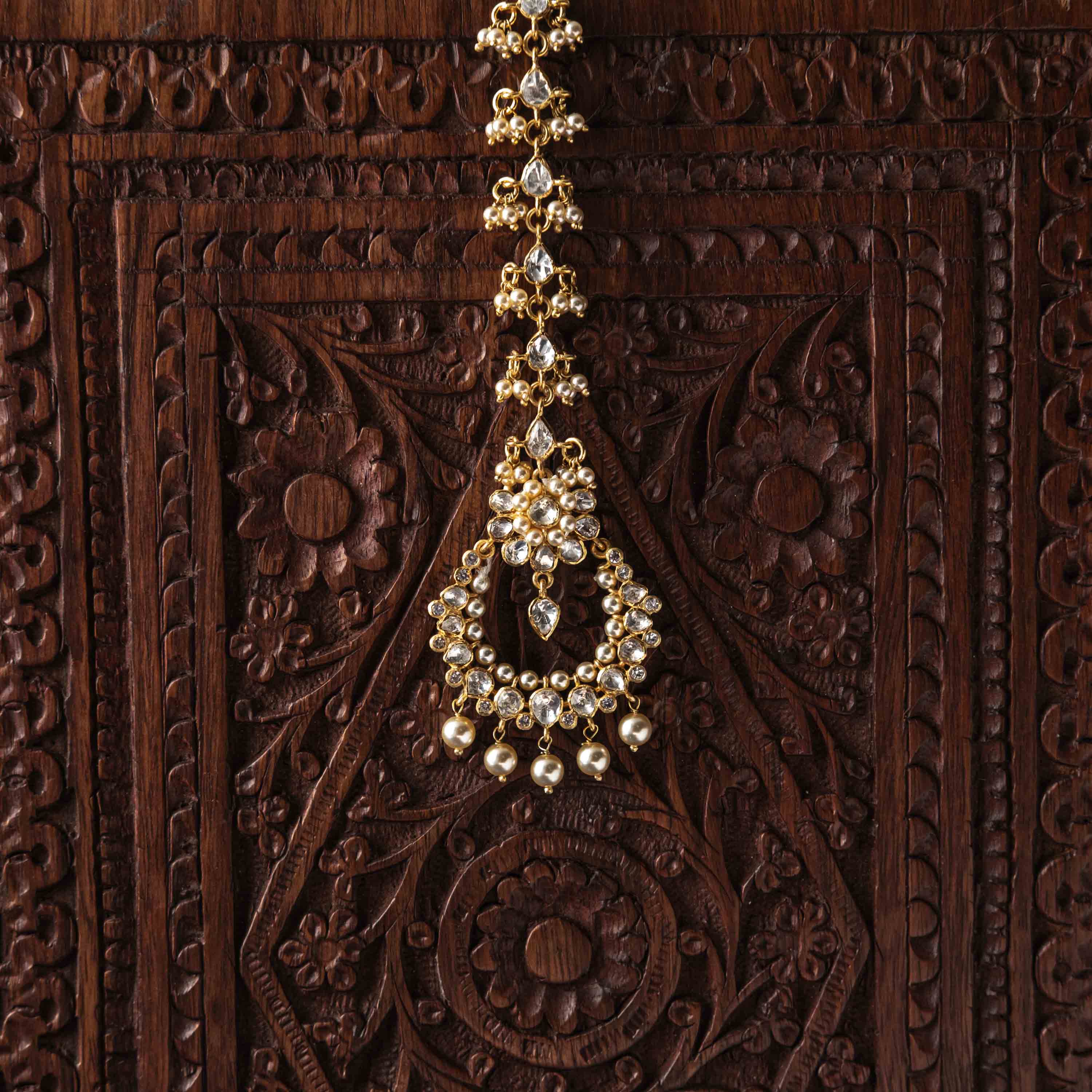 Sunehri Polki Maangtika