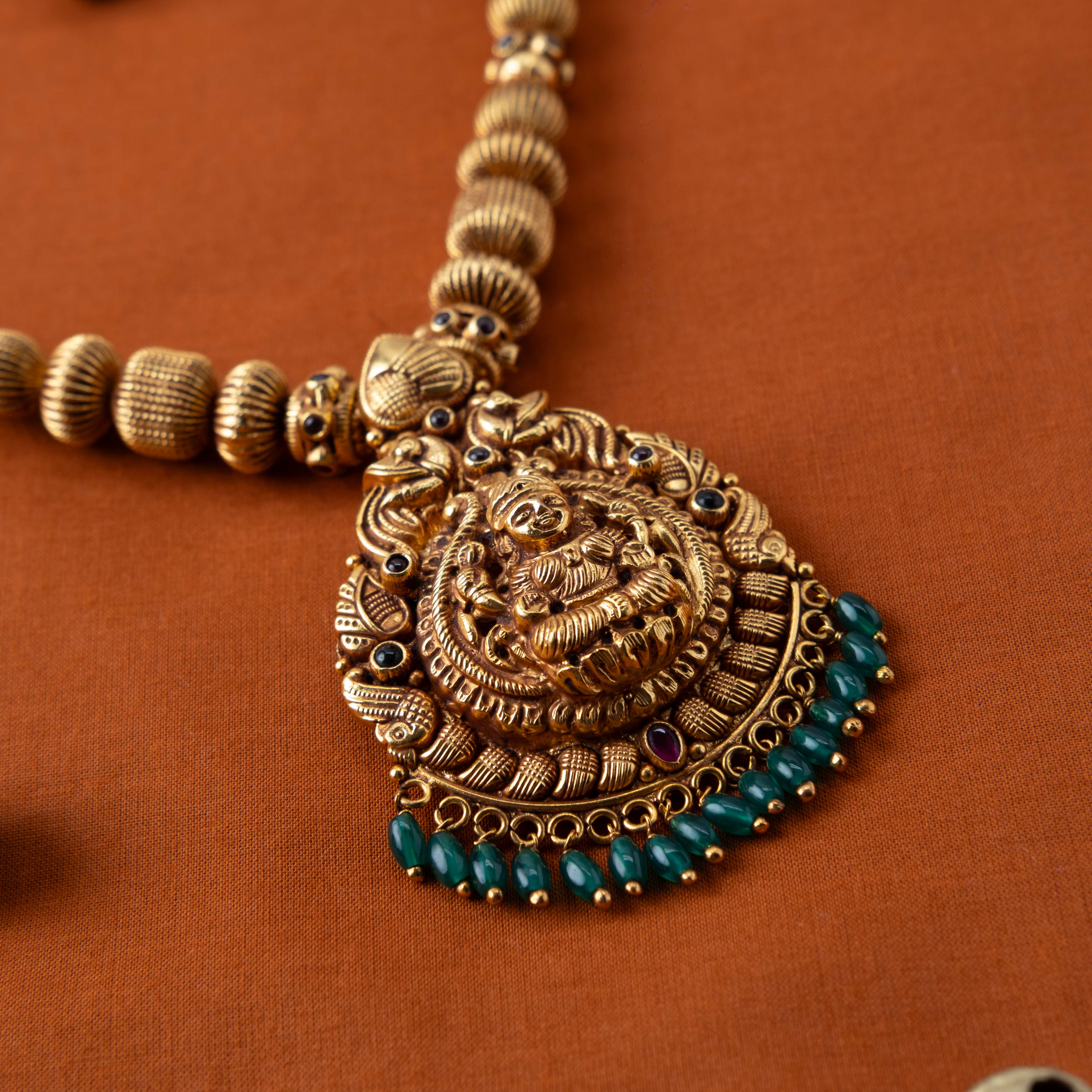 Amodini Nakaas Necklace