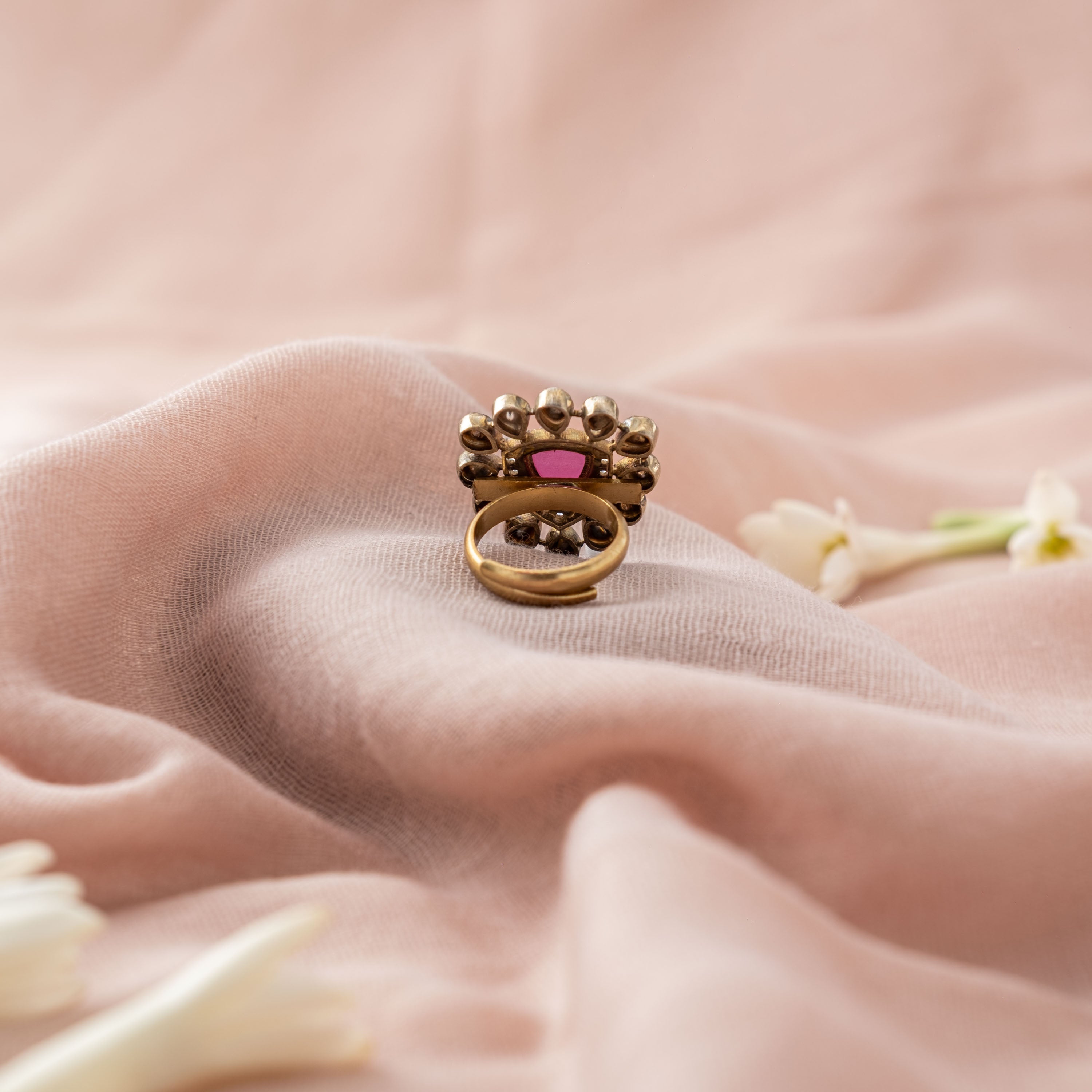 Gunjan Victorian Ring