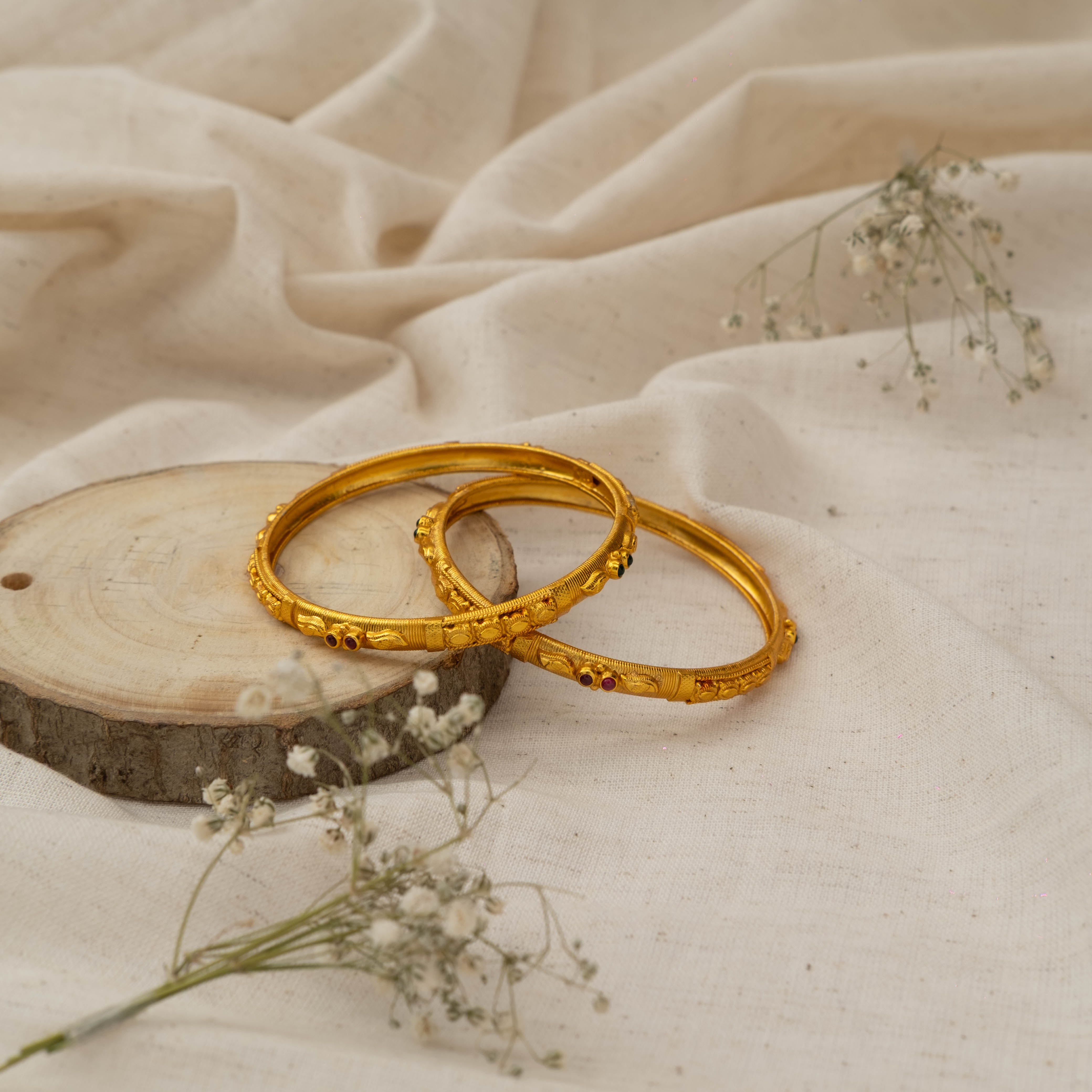 Anvika Nakaas Bangles