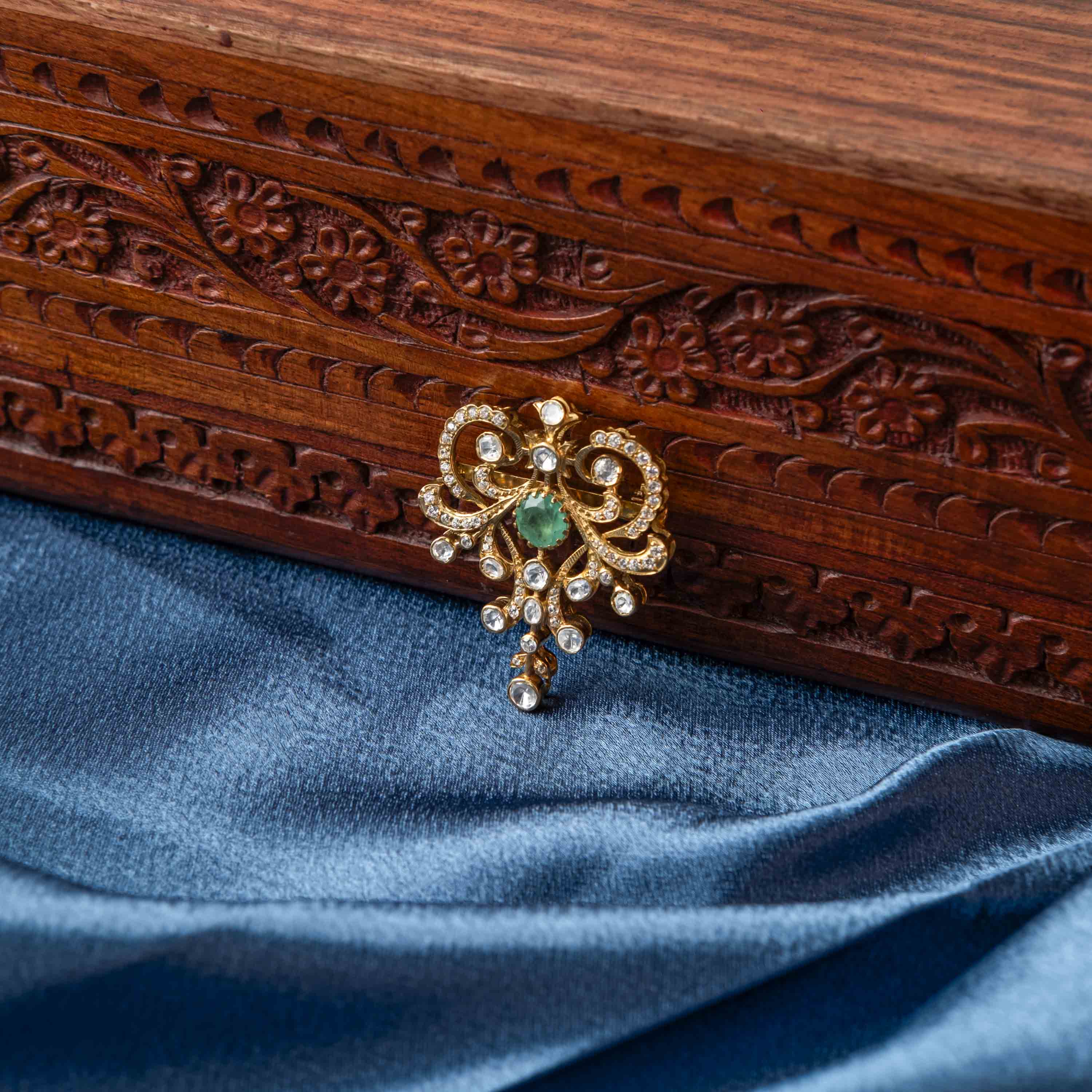 Veerang Victorian Brooch