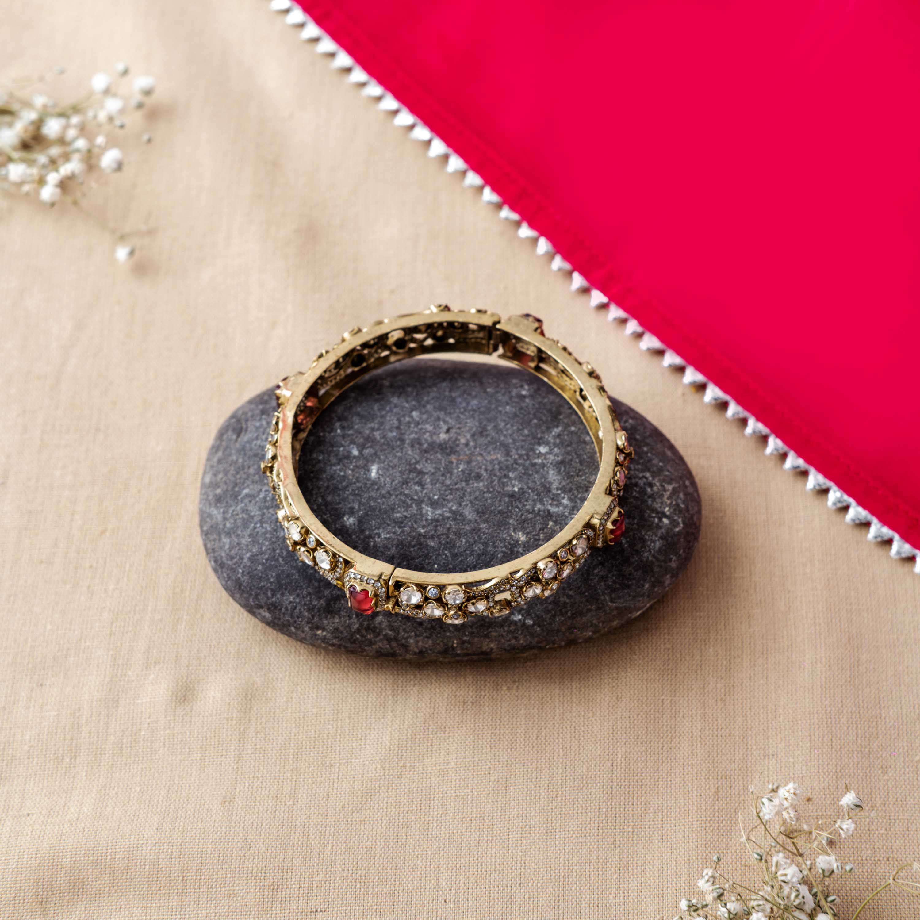 Pallavika Polki Kada (Single Piece)