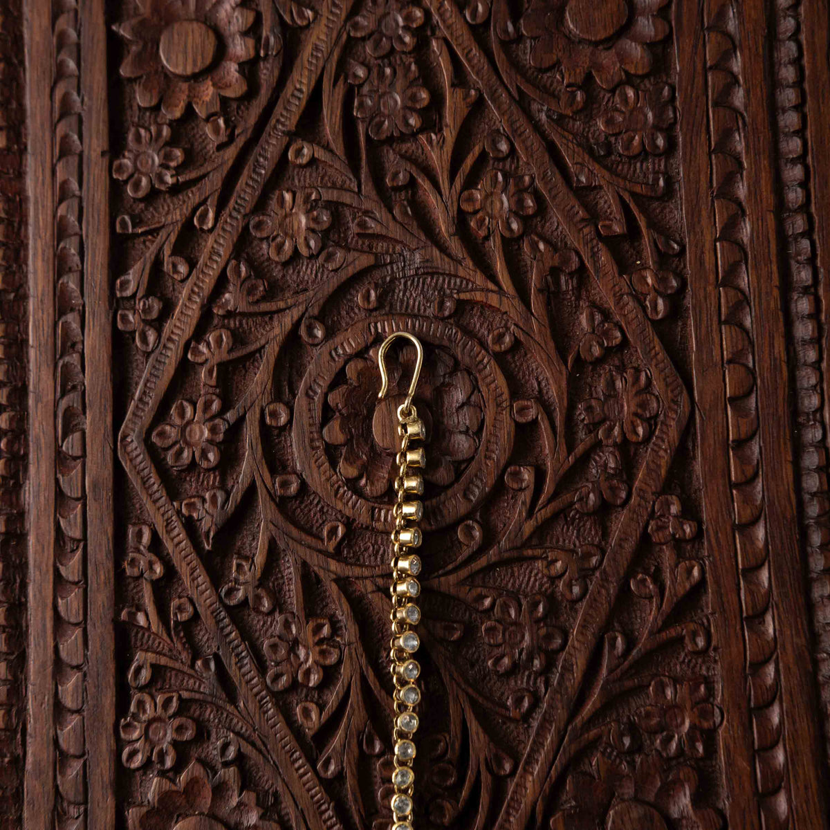 Polki chain and fish hook above the teardrop maangtika in Victorian finish 925 silver