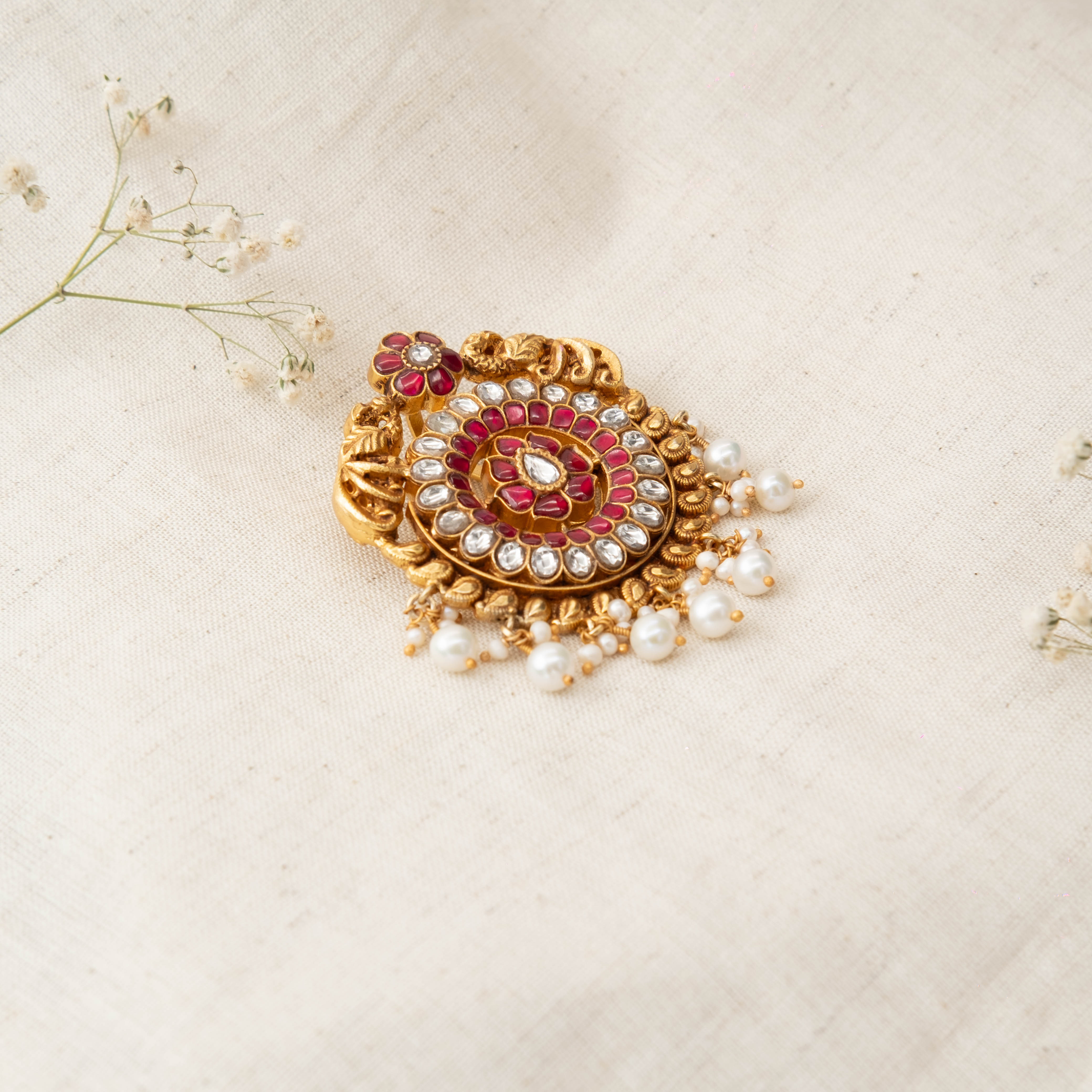 Morvika Nakaas Pendant