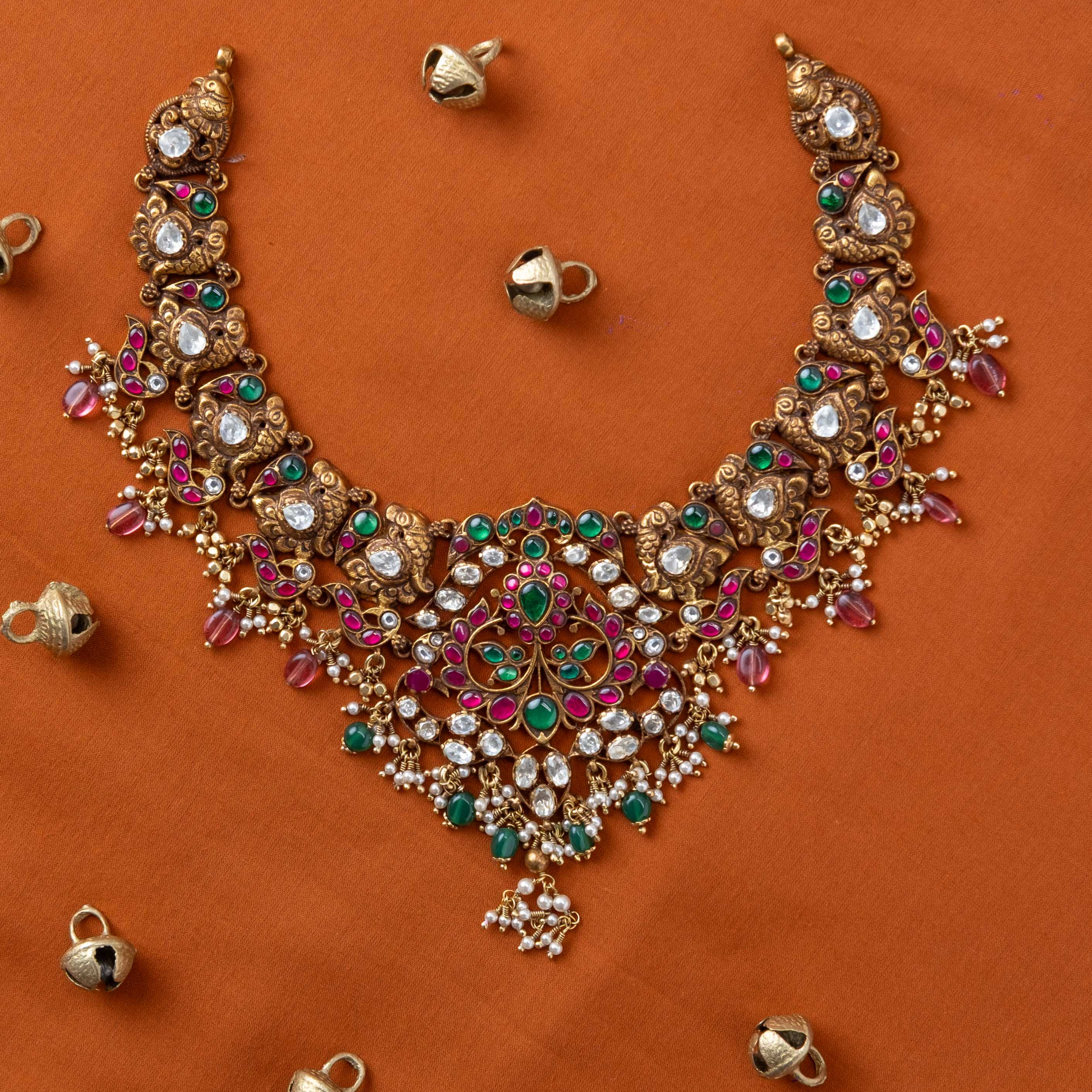 Charulekha Nakaas Necklacs
