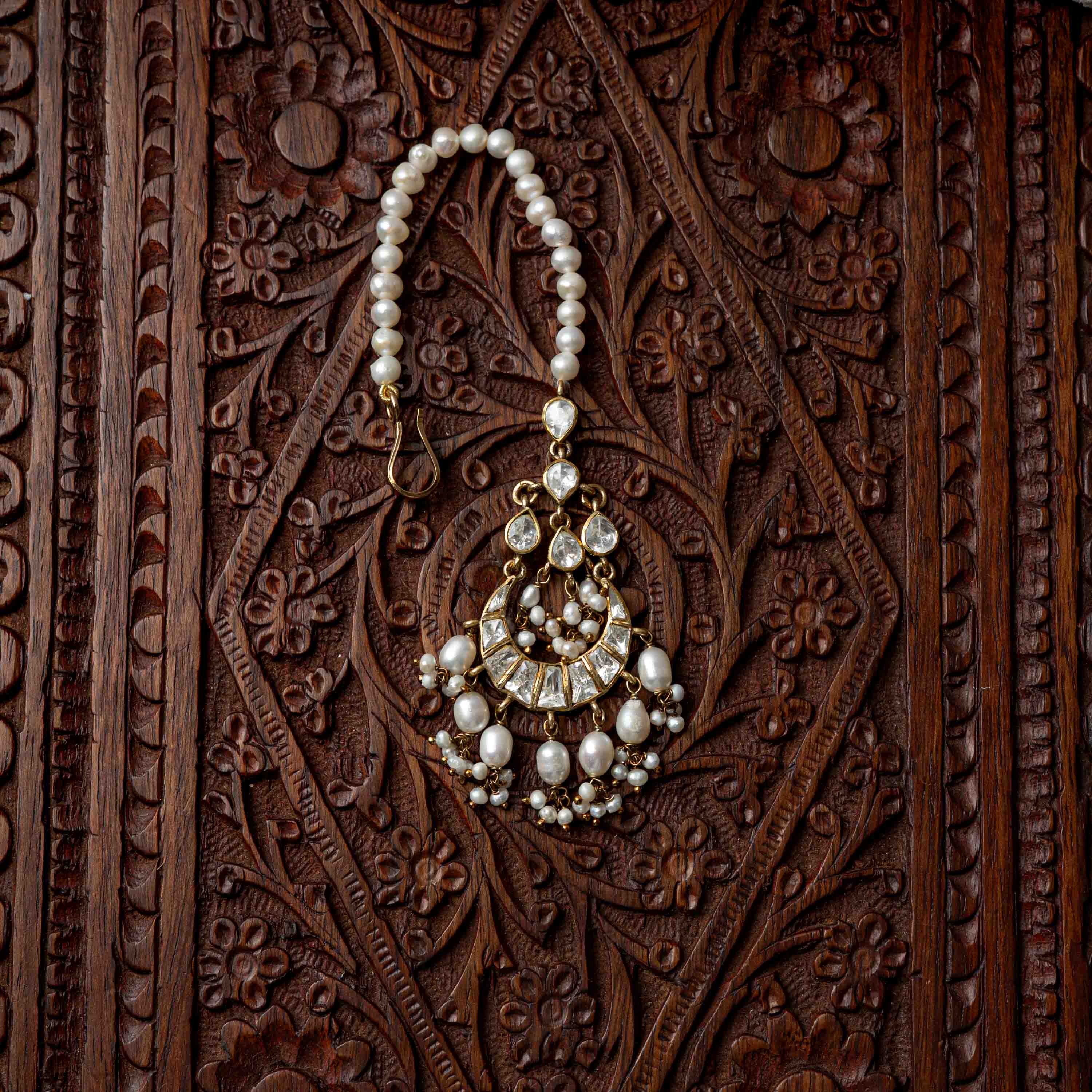 Jharokha Victorian Maangtika