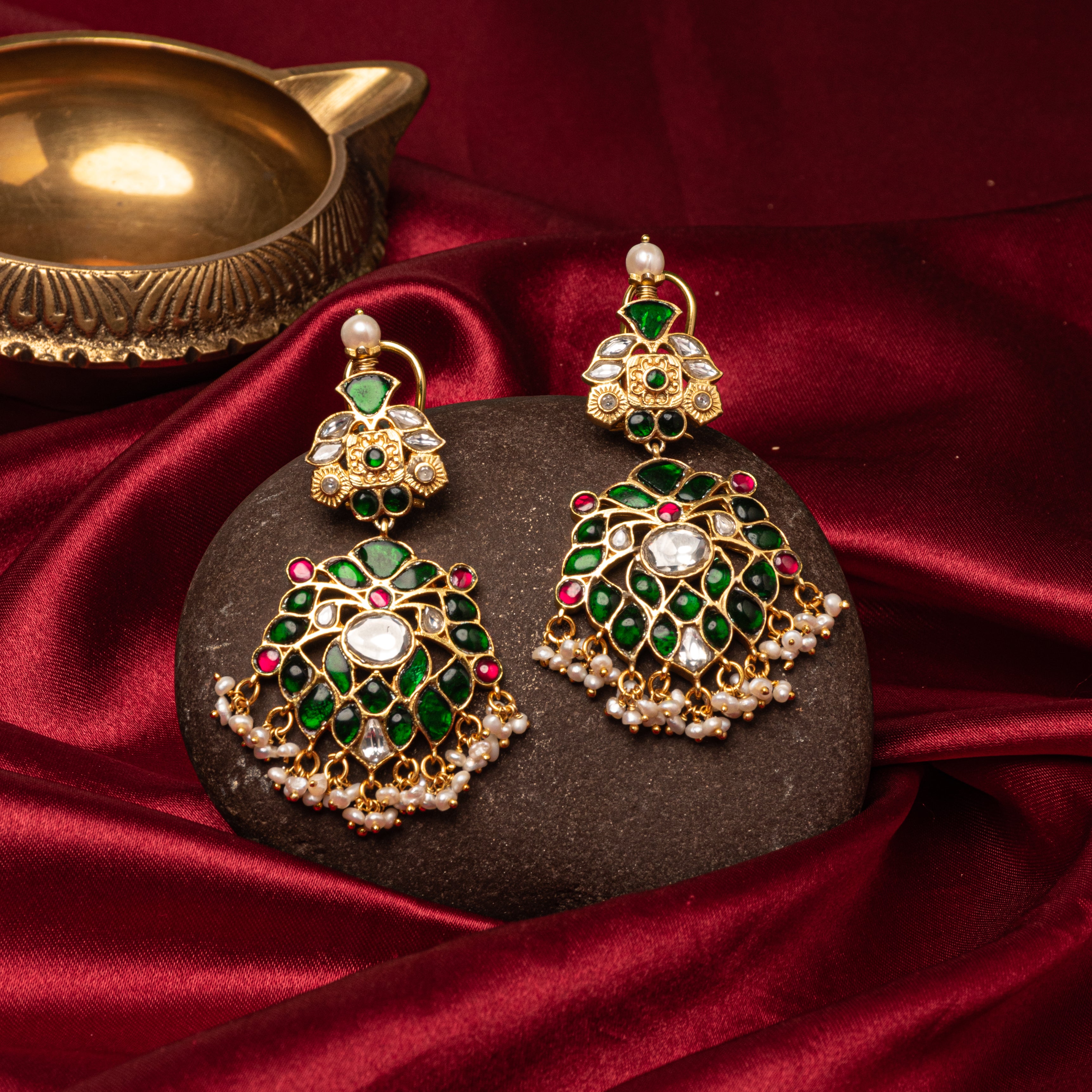 Aaranya Kundan Hangings